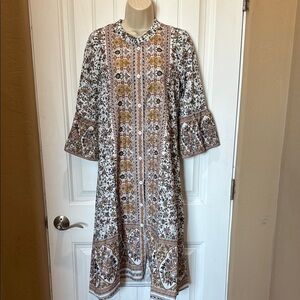 Women’s lightweight multicolored maxi dress. Size small. Never worn. With tags.